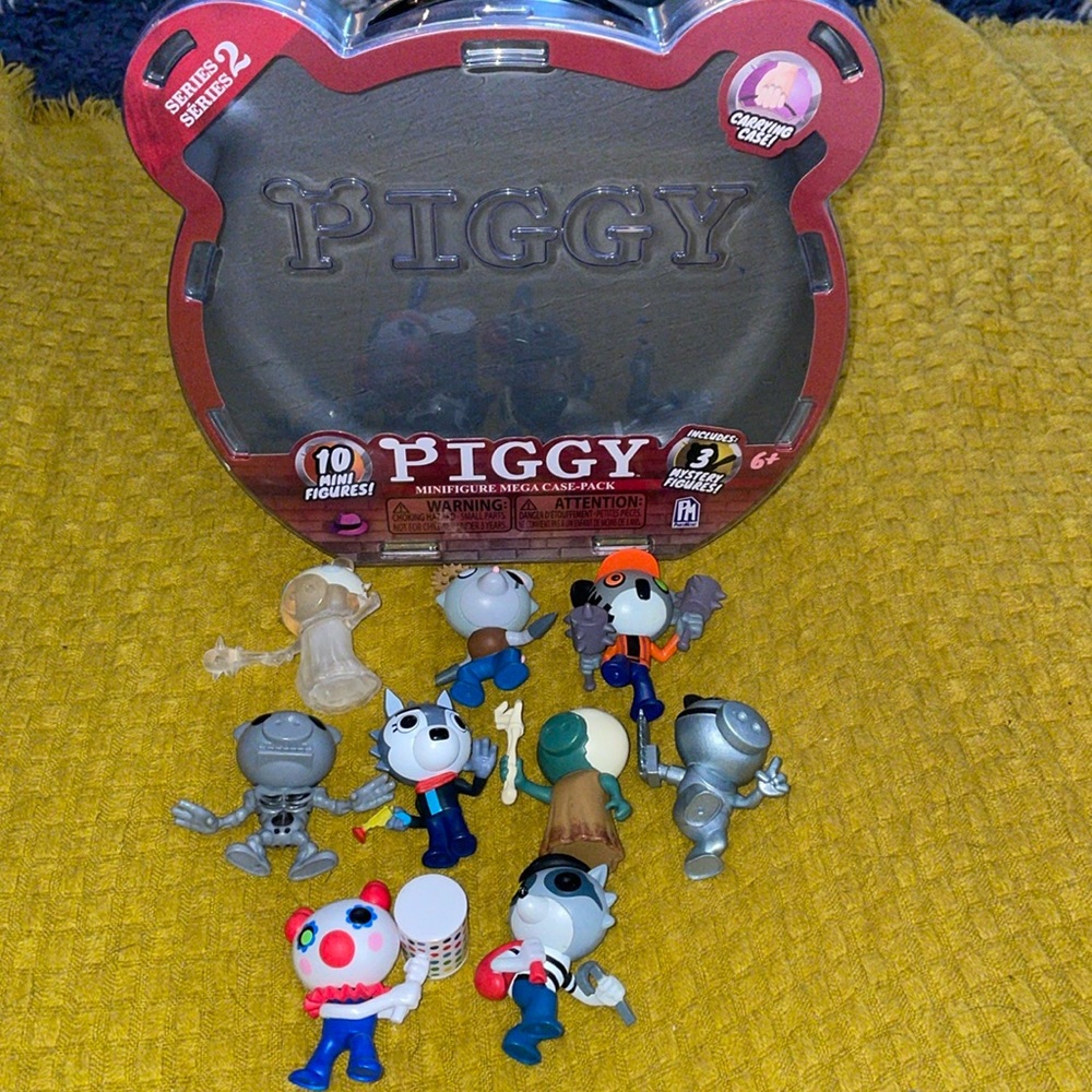Roblox Piggy Series 2. Nine collectibles